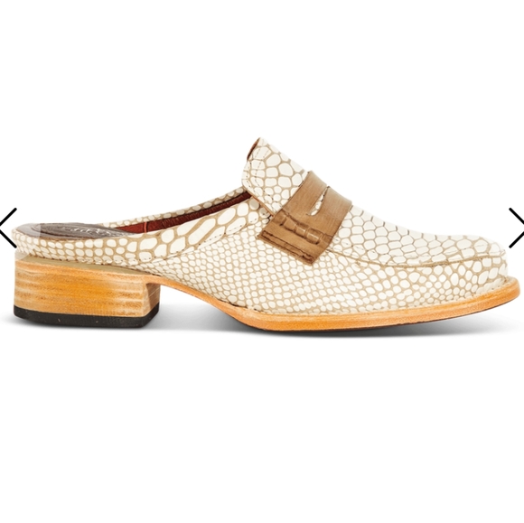 FreeBird Monalisa White Snake Slides Size 8 - Picture 3 of 16